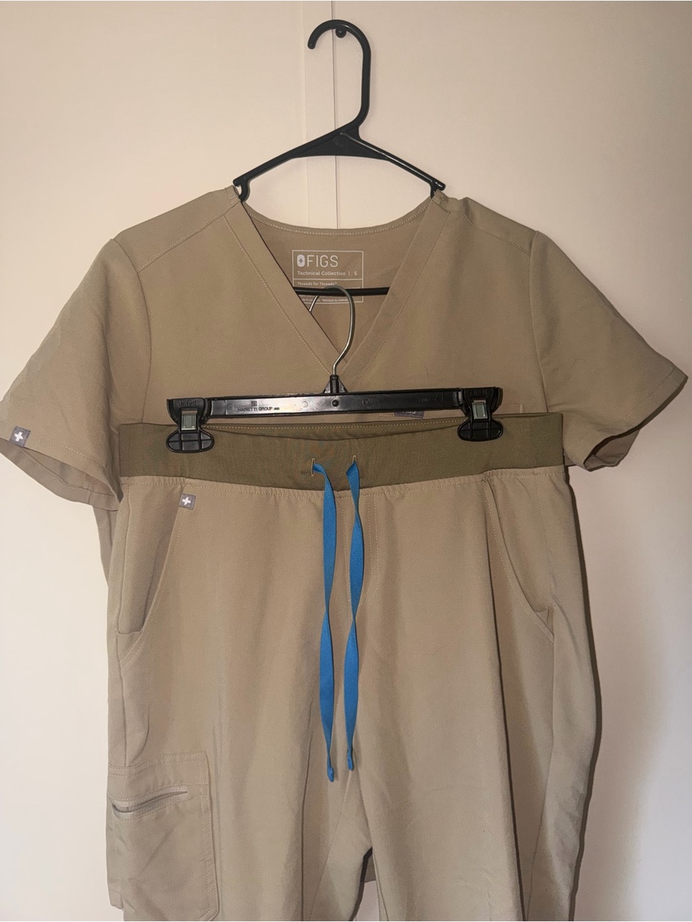 FIGS Tan V‑Neck Scrub Top